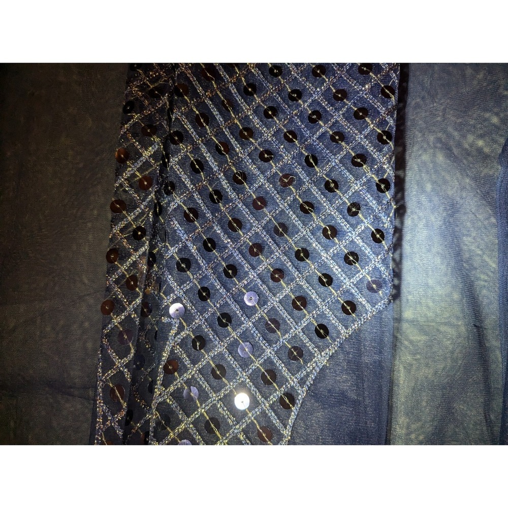 Purple Lace Plant Pattern Wrap Around Skirt/Dress w/ Veil, Throw &‎ More - 42" - Picture 4 of 7